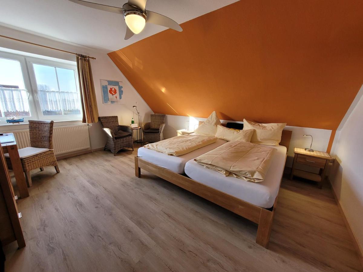 Naturwert Hotel Garni Ursula Krummhörn Buitenkant foto