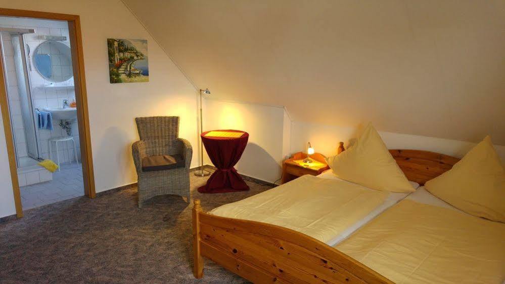 Naturwert Hotel Garni Ursula Krummhörn Buitenkant foto